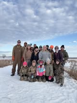 Allyson-Jackson-winter-family-photo